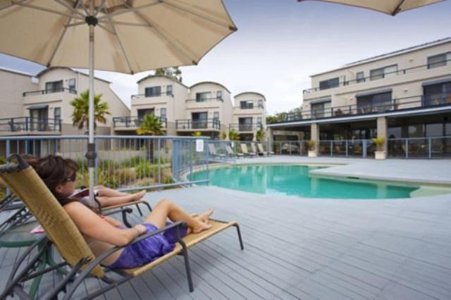 Corrigans Cove Aparthotel Batemans Bay Exterior photo