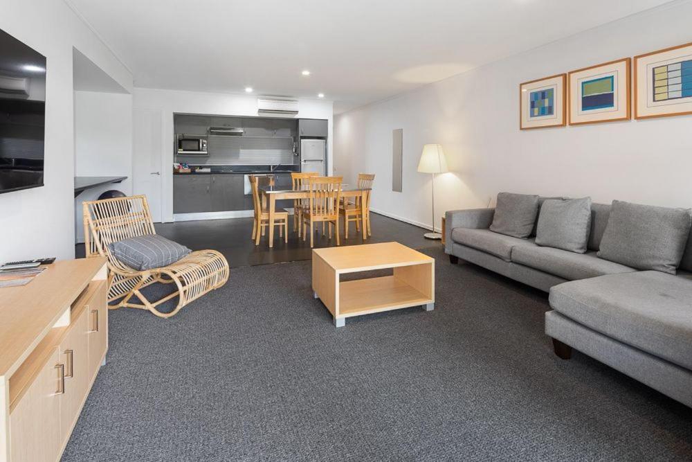 Corrigans Cove Aparthotel Batemans Bay Exterior photo