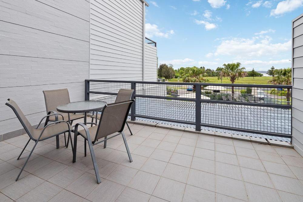 Corrigans Cove Aparthotel Batemans Bay Exterior photo